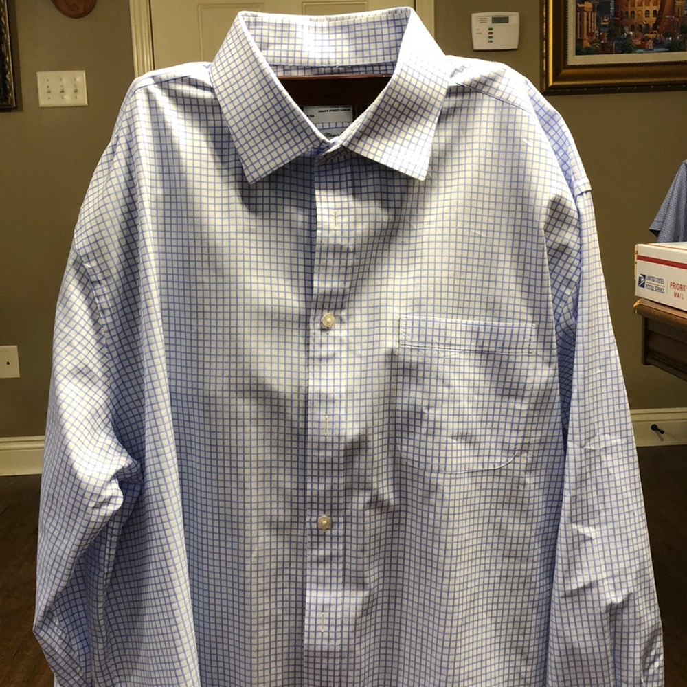Charles Tyrwhitt dress shirt, buttoned down size 18 with a 34/35 sleeve length